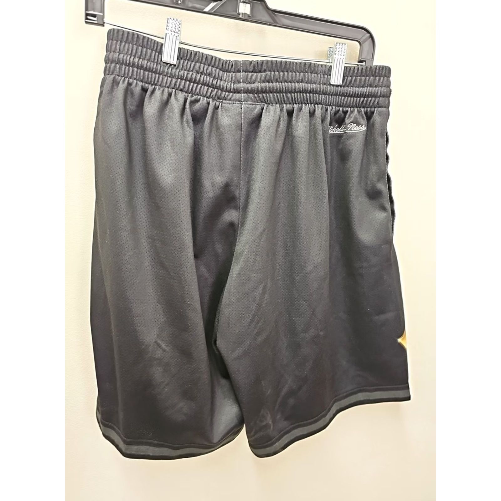 NBA Mitchell & Ness NBA Big Face 4.0 Fashion Shorts New York Knicks Medium Size US 31 - 4 Thumbnail