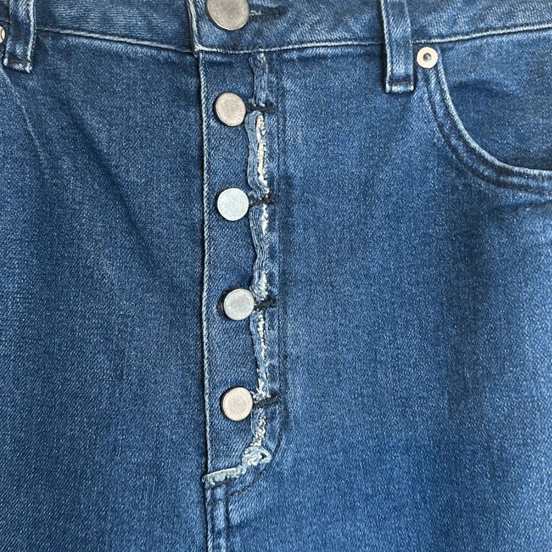 Asos ASOS Jeans Men Distressed Button Fly Frayed Hem Skinny Blue 32 Inseam 33 Regular Size 32/36 Size US 32 / EU 48 - 5 Thumbnail