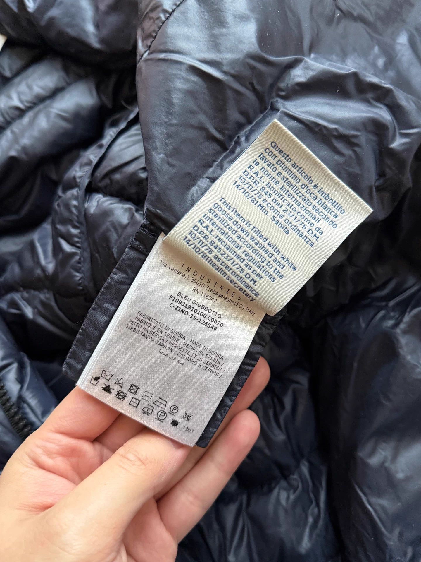 Moncler Moncler Navy Size 1 Down Jacket Mint Size US S / EU 44-46 / 1 - 7 Thumbnail
