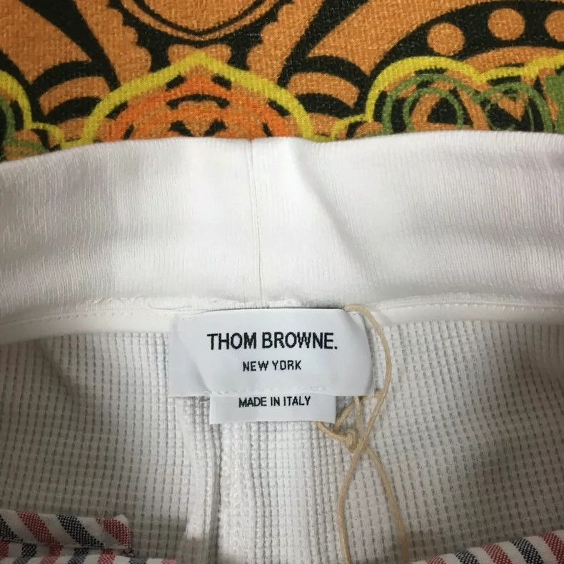 Thom Browne Thom Browne White waffle four stripe shorts Size 24" / US 00 / IT 34 - 4 Thumbnail