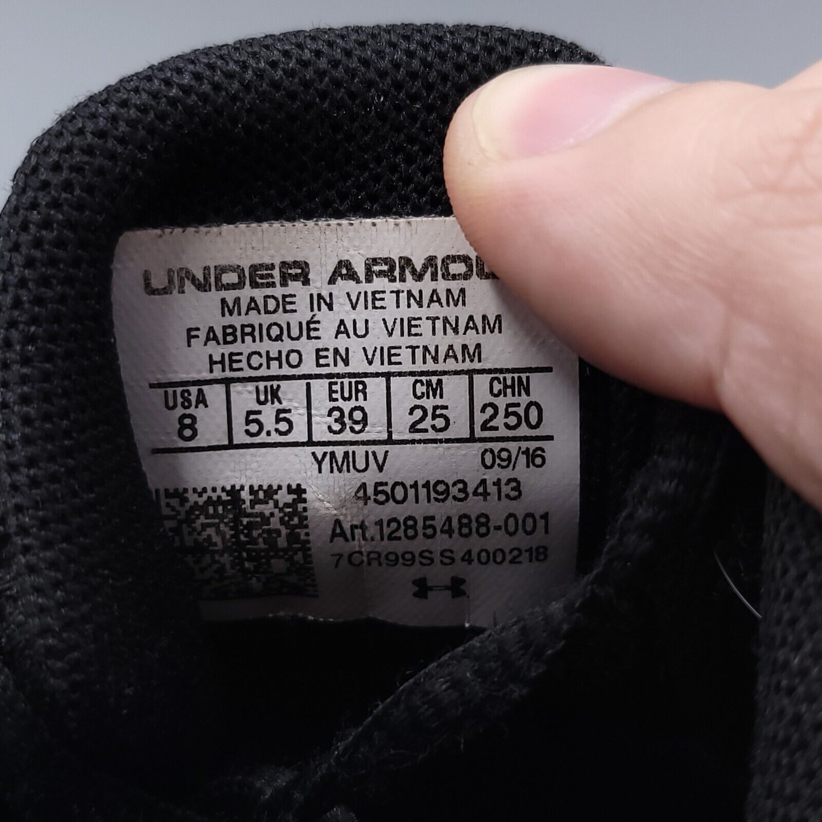 Under Armour Under Armour Dash RN 2 Shoe Womens Size 8 1285488-001 Black Size US 8 / IT 38 - 9 Thumbnail