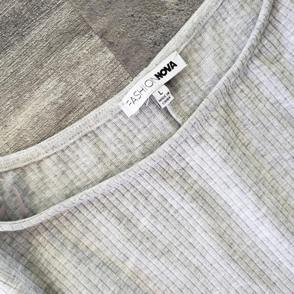 Fashion Nova Light Grey Cropped FN Oversized Short Sleeve Size L / US 10 / IT 46 - 3 Thumbnail