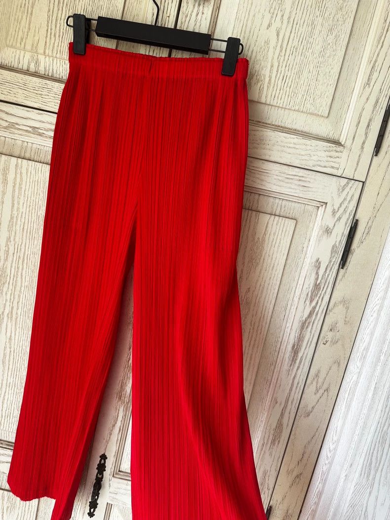 Issey Miyake Issey Miyake size:1 Colorful red pleated trousers Size 22" - 3 Thumbnail