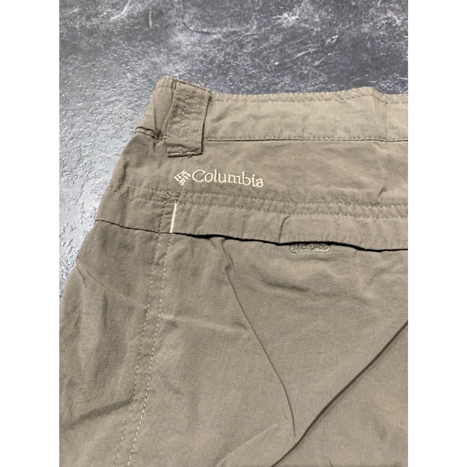 Olive Columbia Lightweight Cargo Shorts Men's Large 9" Olive Size US 33 - 5 Thumbnail