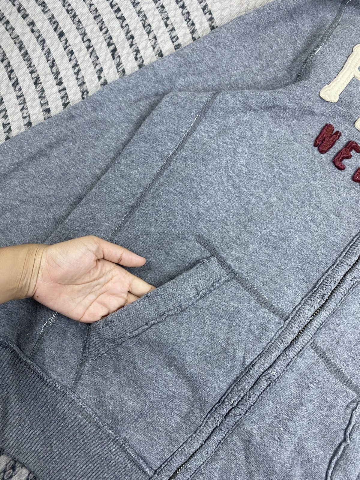 Abercrombie & Fitch Vintage Abercrombie & Fitch Zipper Hooded Size US L / EU 52-54 / 3 - 6 Thumbnail