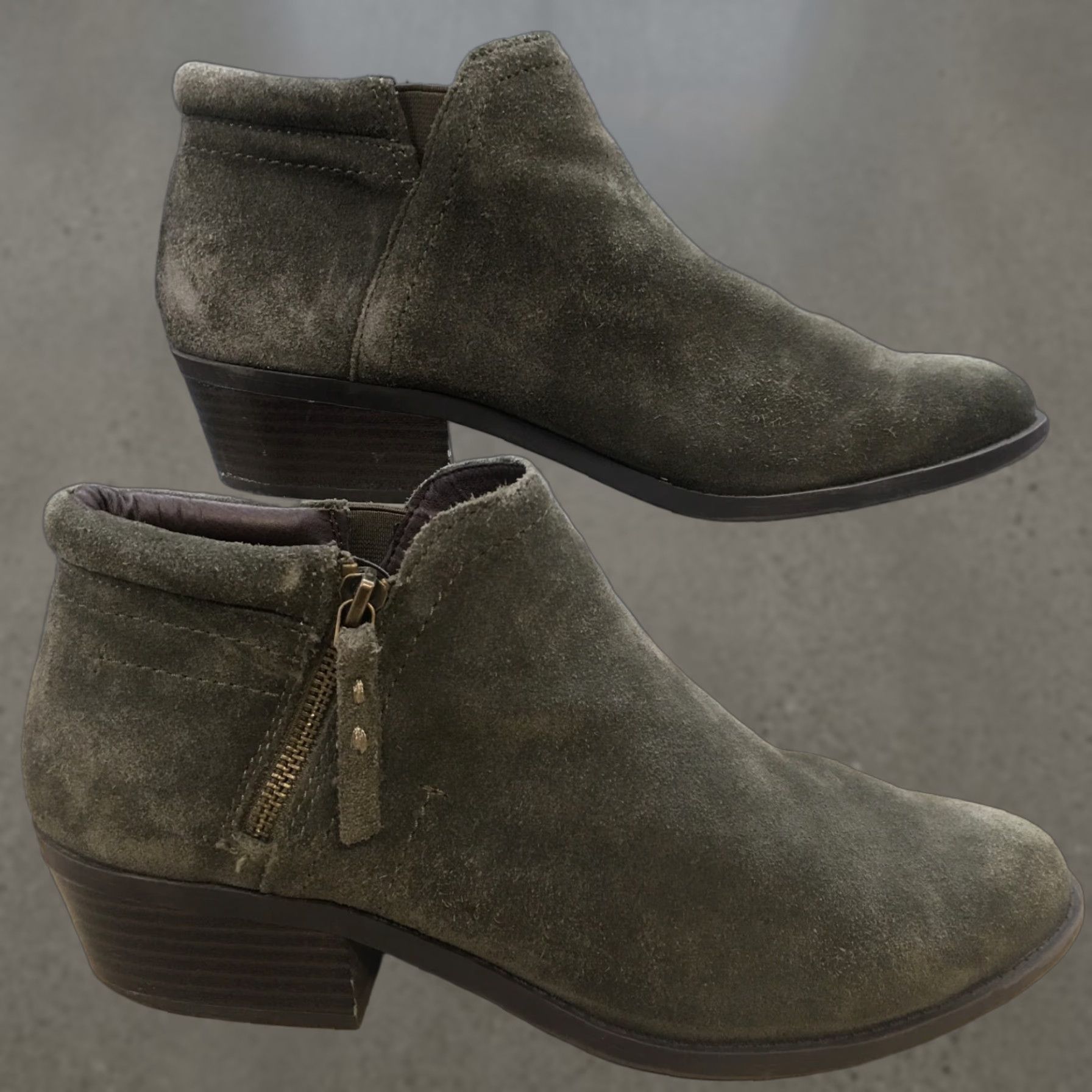 Vintage White Mountain Boots Womens 9 Side Zip Ankle Bootie Green Suede Block Heels - Boot, Women, Green, Suede, Side Zip, 9, White Mountain, Block Heel Size US 9 / IT 39 - 1 Thumbnail