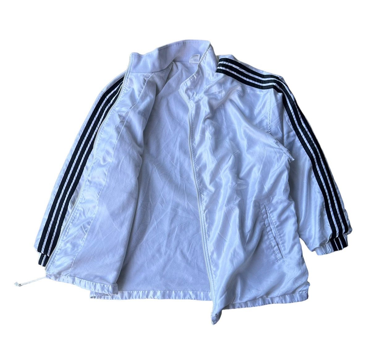 Vintage Vintage adidas windbreaker Size US L / EU 52-54 / 3 - 8 Thumbnail