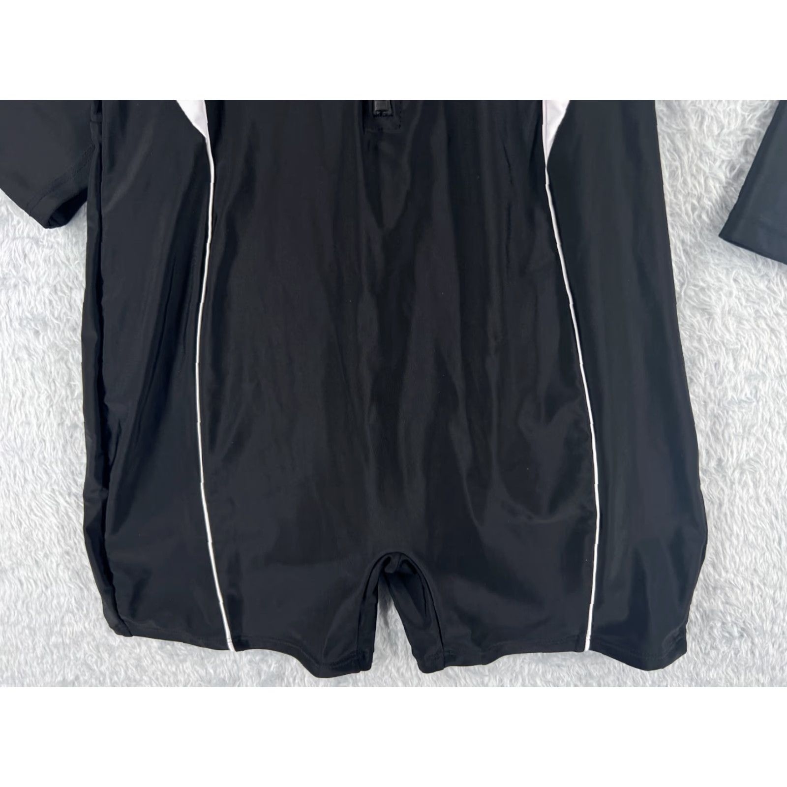 Vintage VINTAGE Women’s Black White Short Sleeve One Piece Swimsuit - Sports Surfing Nylon M Size 32" / US 10 / IT 46 - 5 Thumbnail