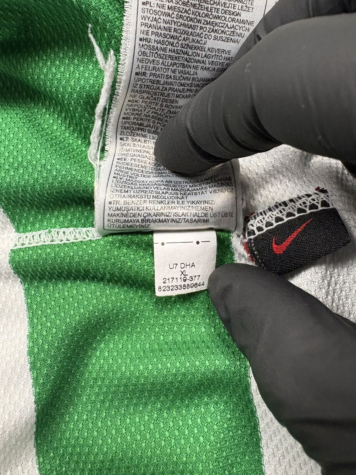Nike Nike Celtic 2007 Lisbon Lions 40th Anniversary Home Jersey Size US XL / EU 56 / 4 - 12 Thumbnail