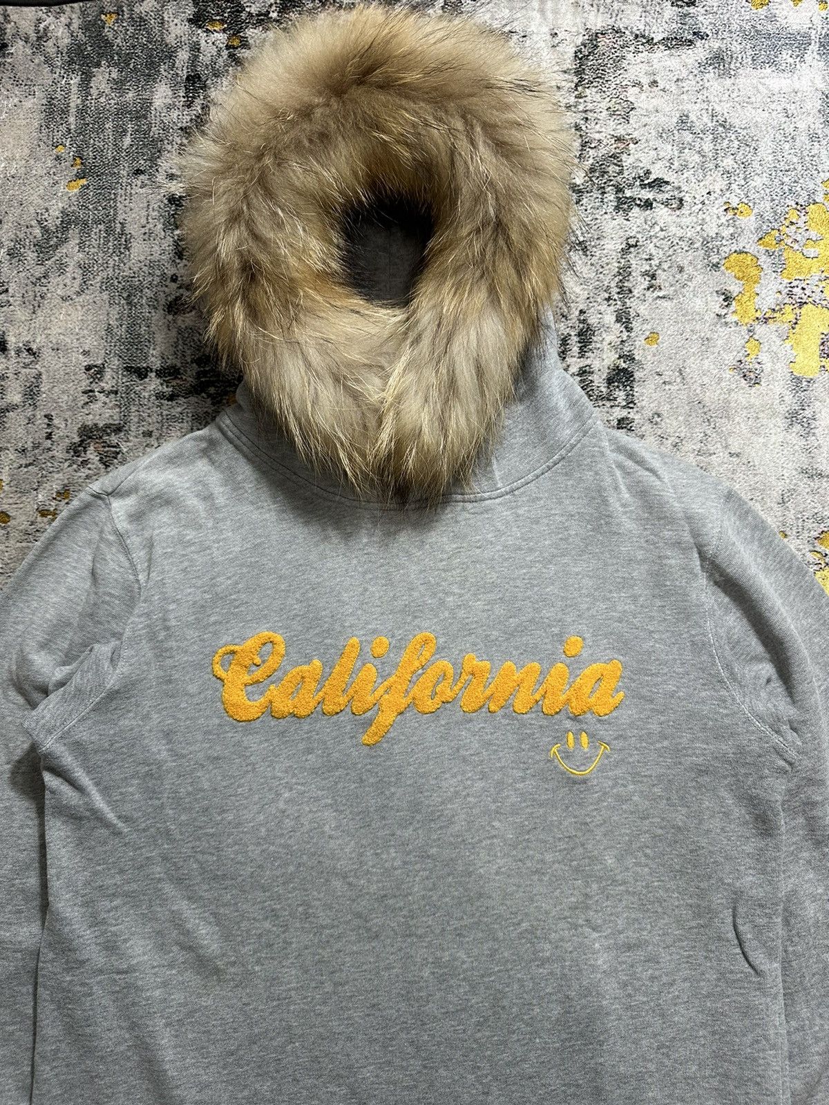 Hysteric Glamour IF SIX WAS NINE LGB STYLE SMILEY FACE FUR HOODIE Size US L / EU 52-54 / 3 - 2 Thumbnail