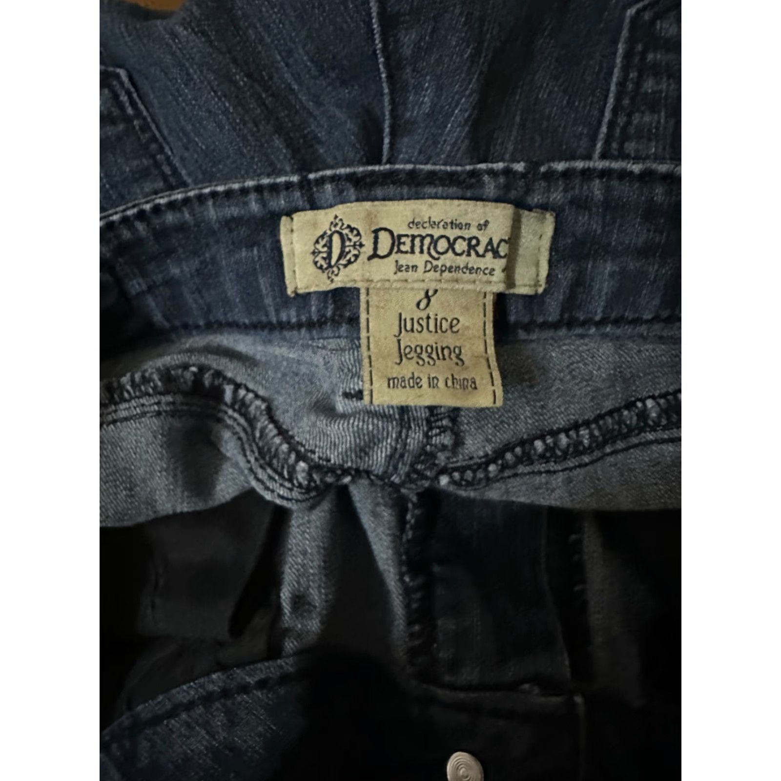 Vintage Democracy Justice Jegging Jeans Womens Size 8 Mid Rise Medium Wash Blue Denim Comfort Regular, Logo, Solid, Zip Closure Size 30" / US 8 / IT 44 - 6 Thumbnail