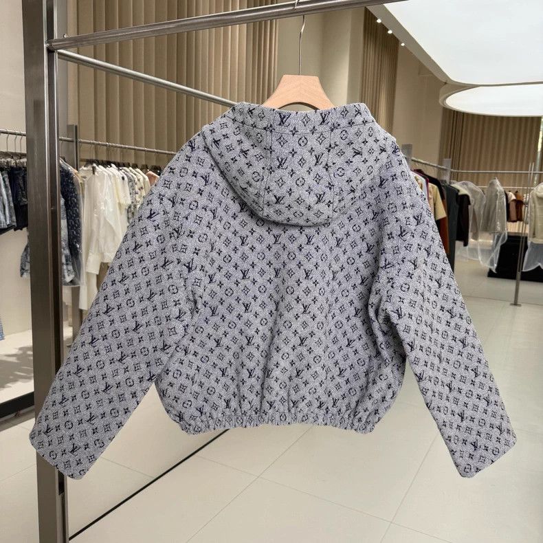 Louis Vuitton Louis Vuitton 25 Blue Grey printed wool mulberry silk jack Size XXS / US 00 / IT 34 - 2 Thumbnail