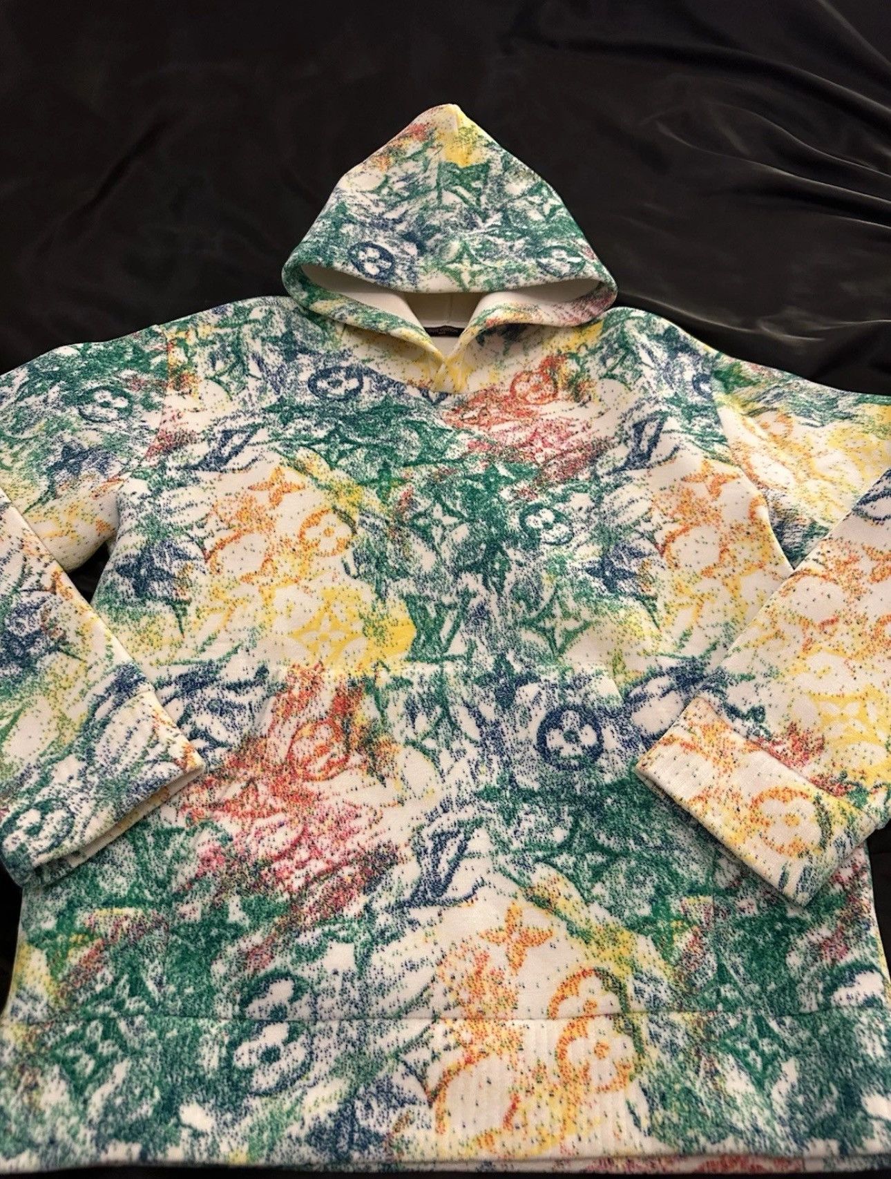 Louis Vuitton Louis Vuitton Velvet Pastel Monogram Jacquard Hoodie Large - Size US L / EU 52-54 / 3 - 4 Thumbnail