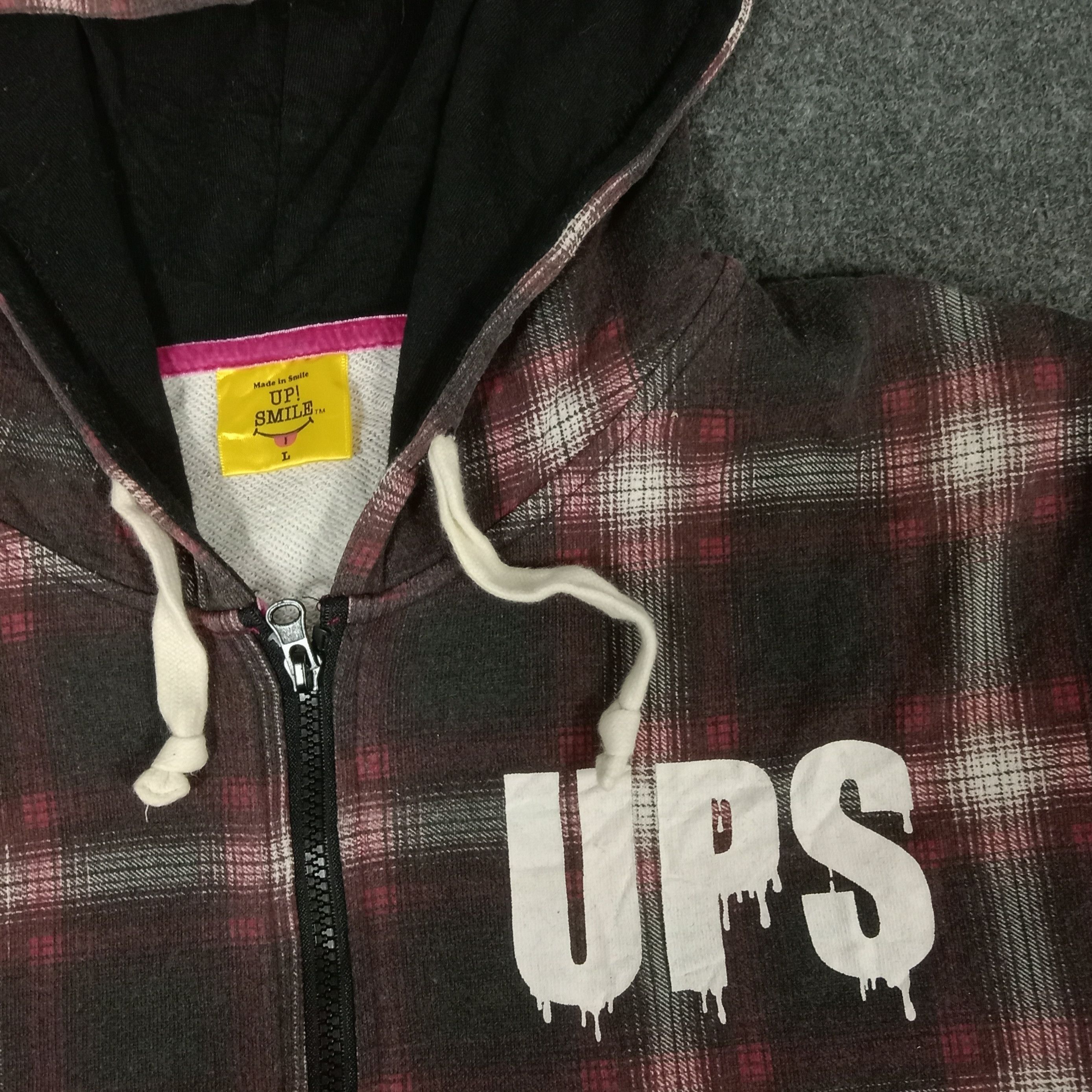 Japanese Brand × Vintage Up Smile! Japanese Style Zipper Jacket Hoodie Size US L / EU 52-54 / 3 - 3 Thumbnail