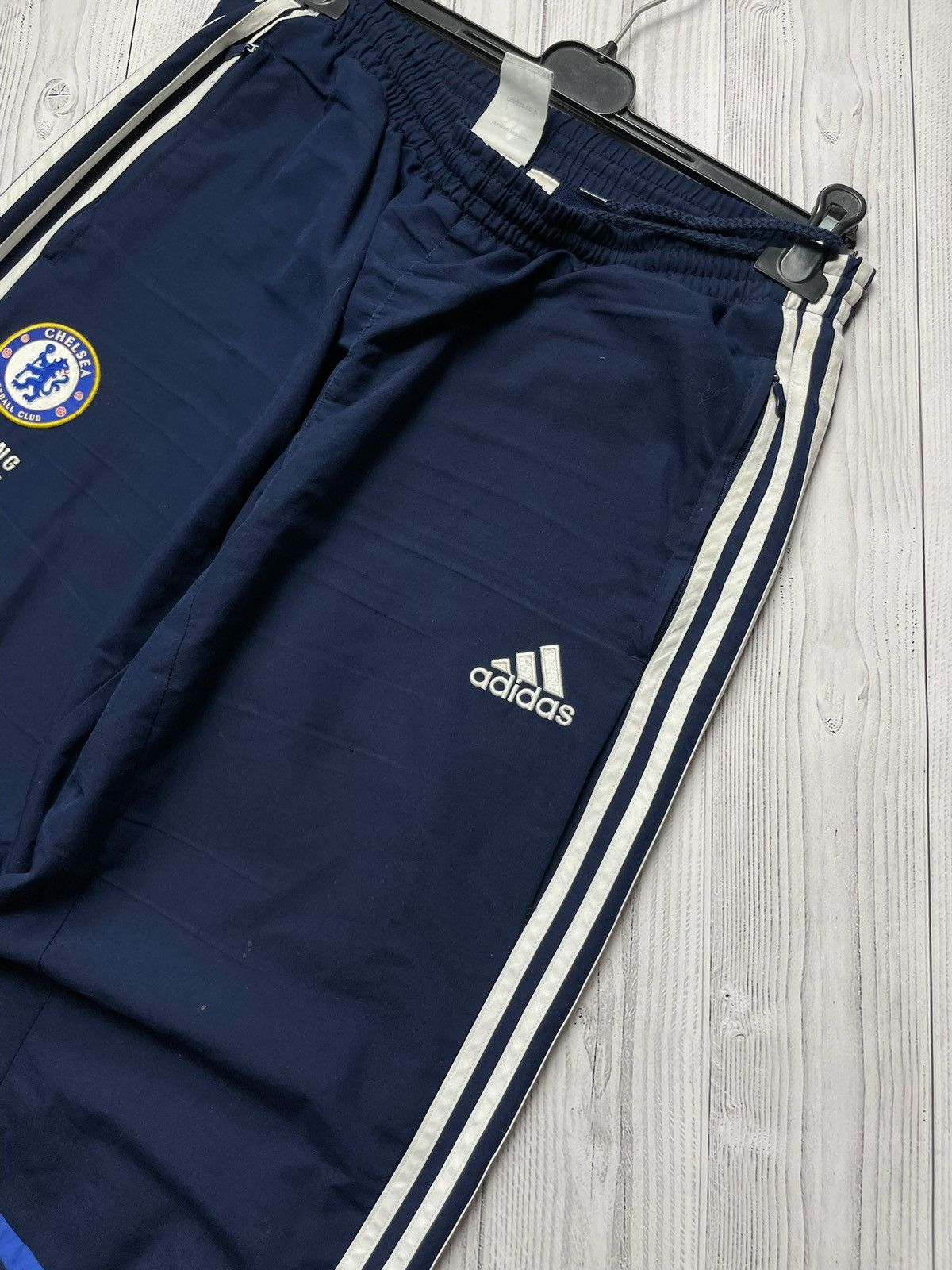 Adidas × Chelsea Soccer × Vintage Vintage adidas Chelsea soccer pants size L rare Samsung Size US 34 / EU 50 - 2 Thumbnail