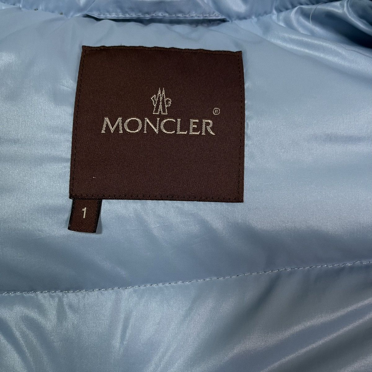 Moncler Moncler down jacket vintage Size M / US 6-8 / IT 42-44 - 11 Thumbnail