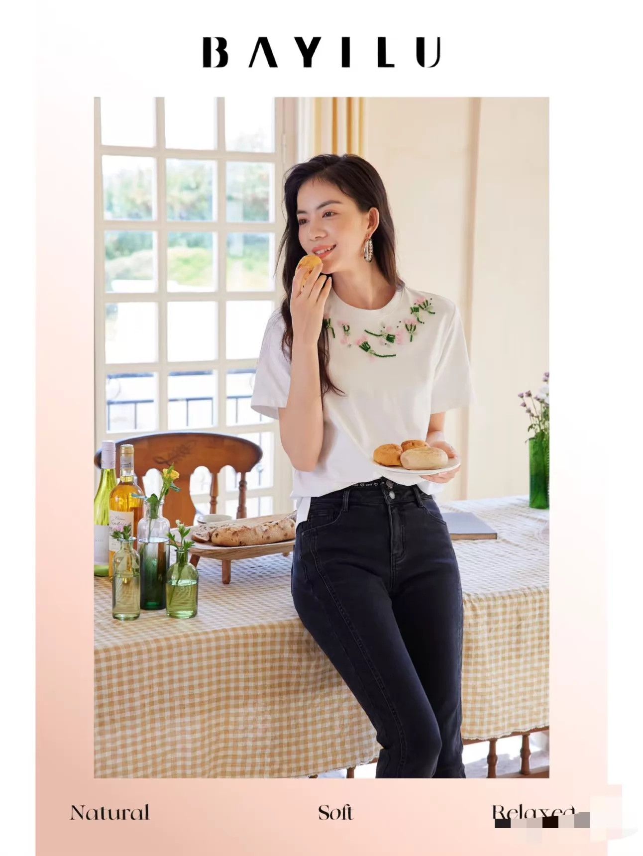 Miu Miu MIU MIU Women's Flower Beaded Short Sleeve Authentic L Size L / US 10 / IT 46 - 7 Thumbnail
