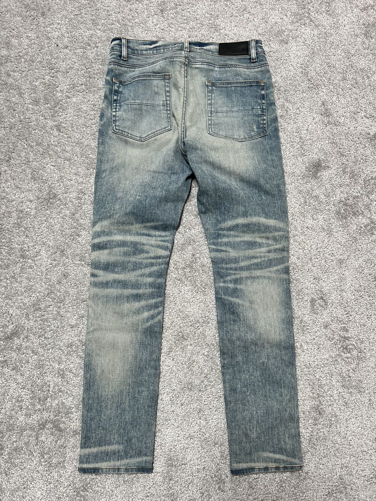 Amiri RARE Amiri MX-1 “Dirty Indigo” Red Bandana Patch Jeans Size US 33 - 14 Thumbnail