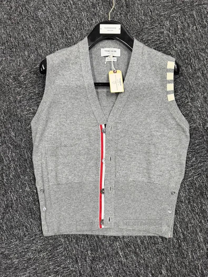 Thom Browne Thom Browne Cashmere Vest Size US L / EU 52-54 / 3 - 3 Thumbnail