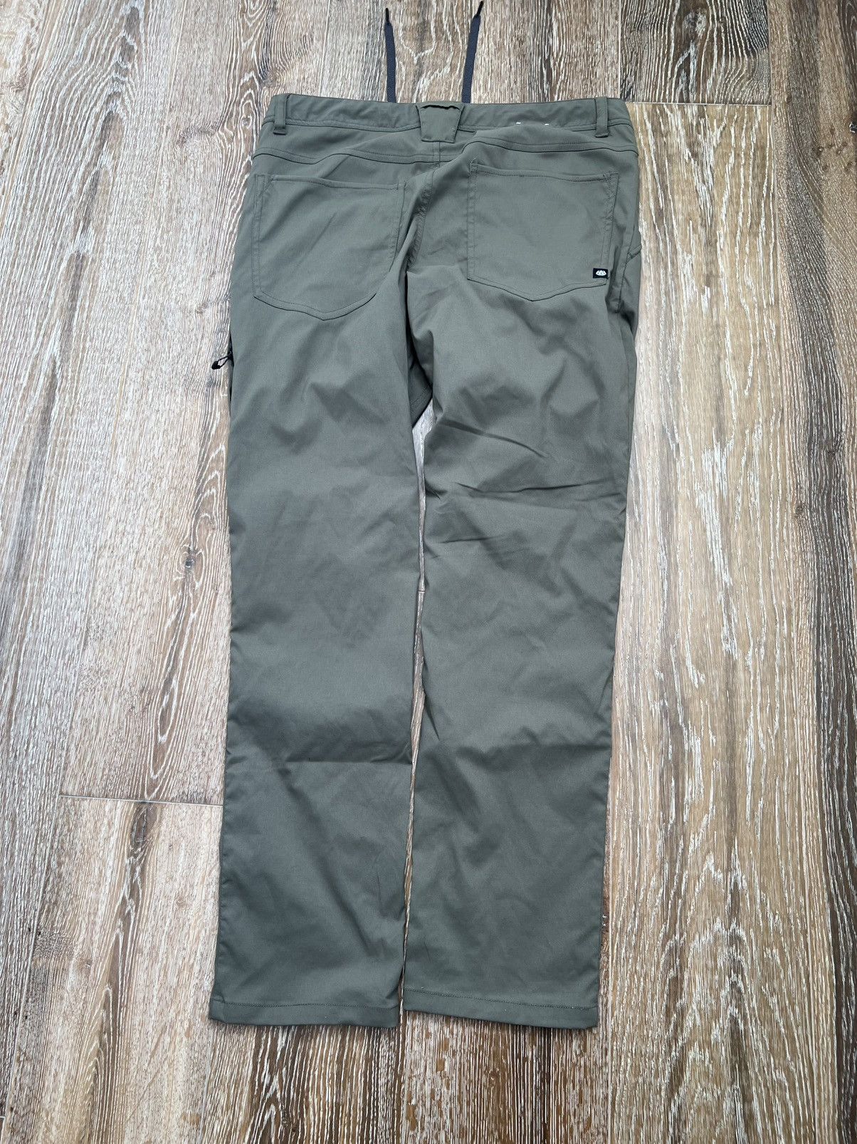 686 686 everywhere hiking pants Size US 34 / EU 50 - 2 Thumbnail