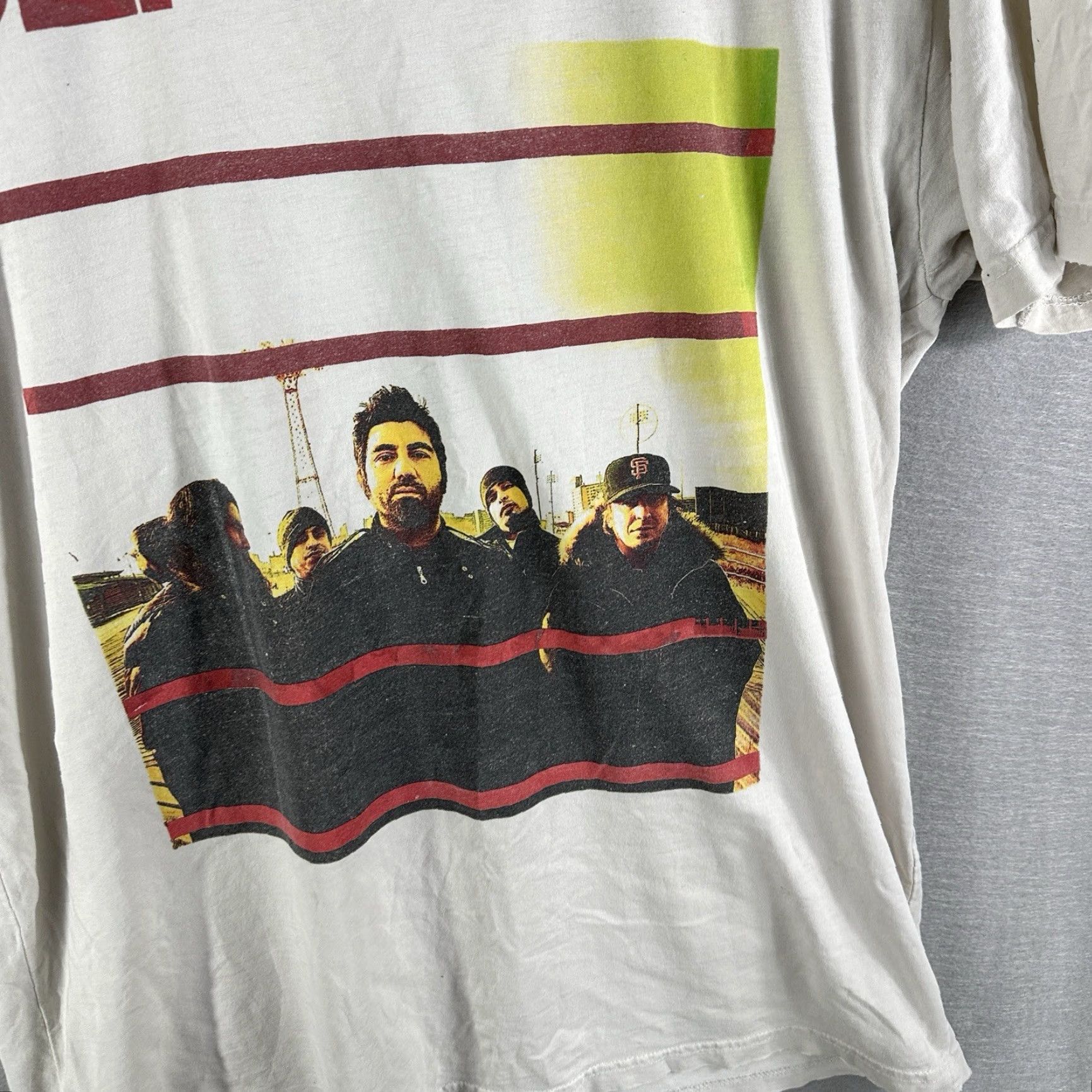 Vintage Vintage The Deftones T-Shirt Men Large 90s Rock Band Logo Graphic Cotton White Size US L / EU 52-54 / 3 - 3 Thumbnail