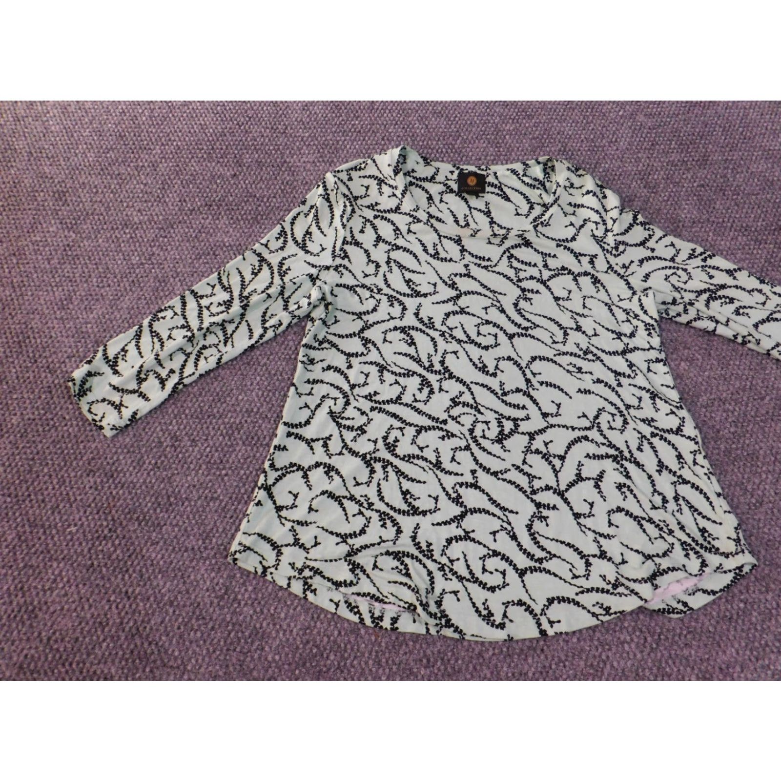 JM Collection JM Collection Blouse Shirt Women's Medium Green Floral Knit Rayon Spandex Round Neck Long Sleeve Pullover Casual Regular Vintage No Size M / US 6-8 / IT 42-44 - 3 Thumbnail