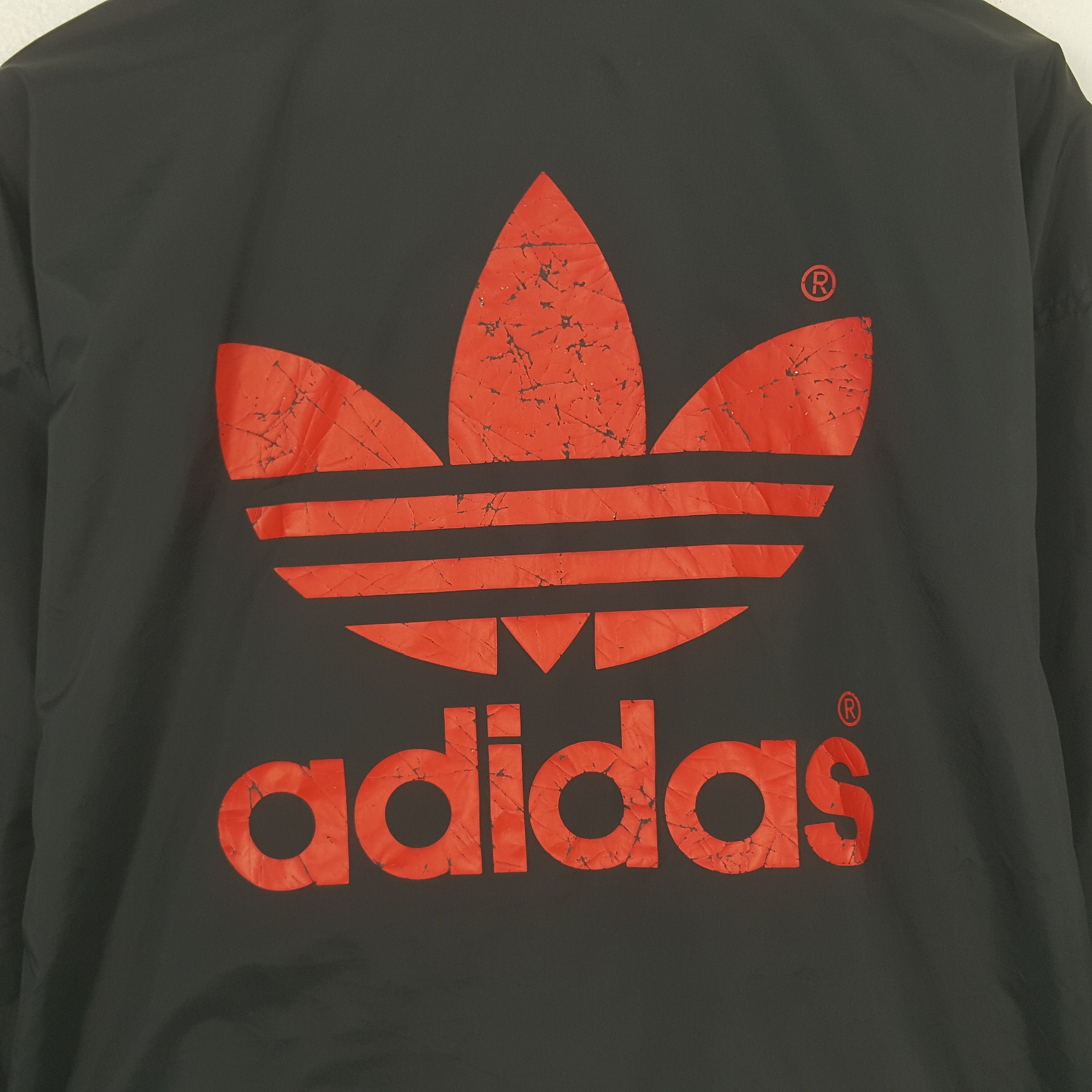 Adidas Vintage Adidas Trefoil Big Logo Windbreaker Jacket Size US XL / EU 56 / 4 - 2 Thumbnail