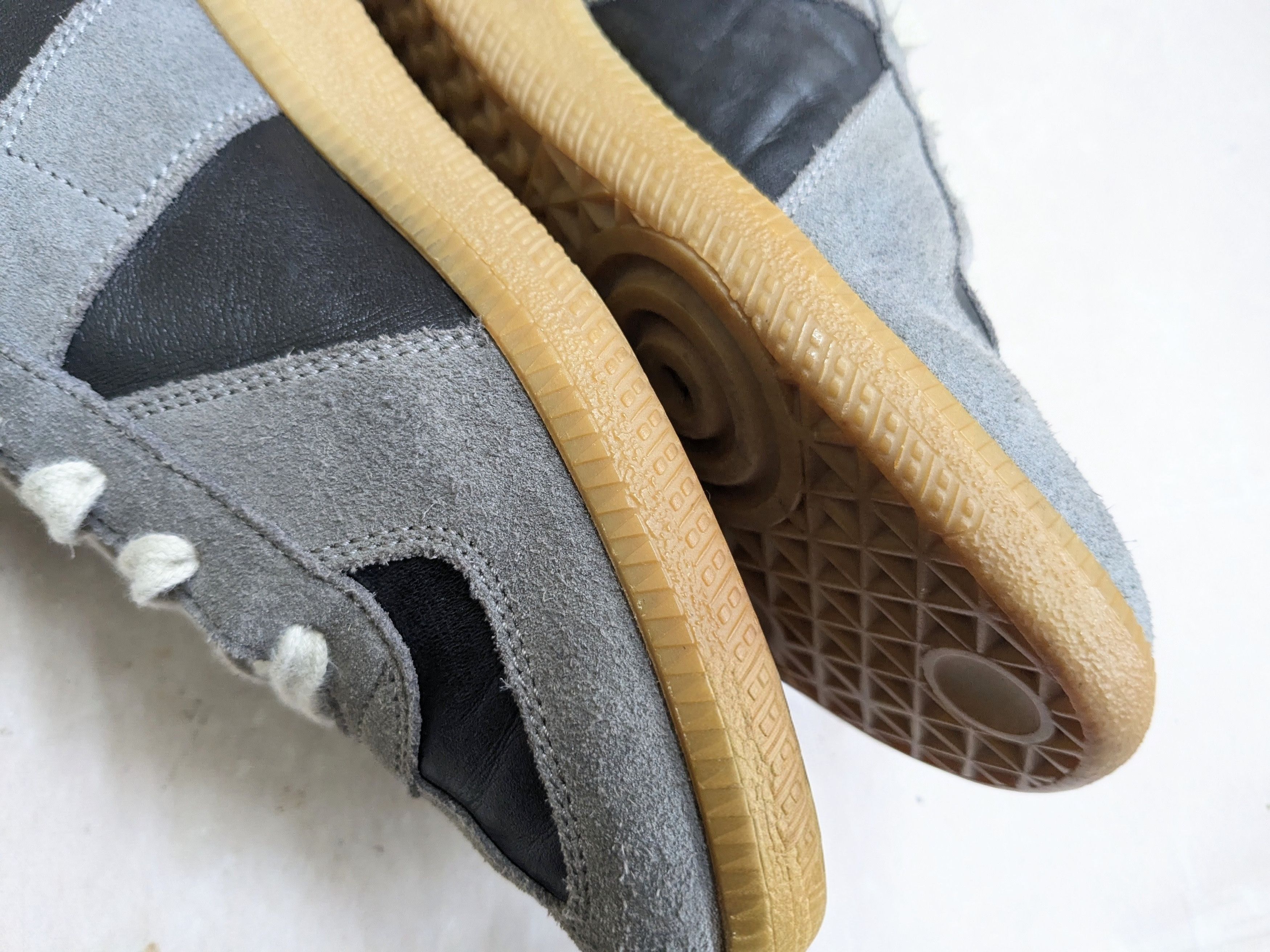 Maison Margiela Maison Margiela Replica GAT Black 7 40 Low Tops Gum Size US 7 / EU 40 - 8 Thumbnail