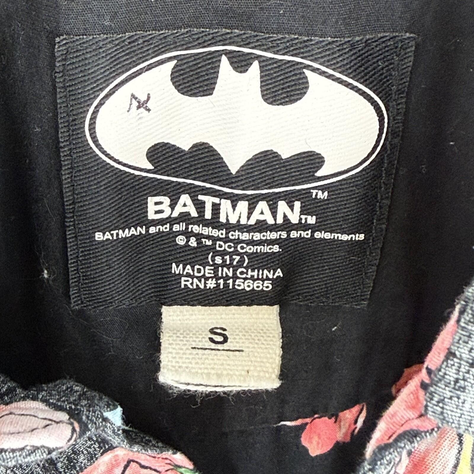 DC Comics Batman Hawaiian Floral Surf Reverse Print Button Mens S Size US S / EU 44-46 / 1 - 3 Thumbnail