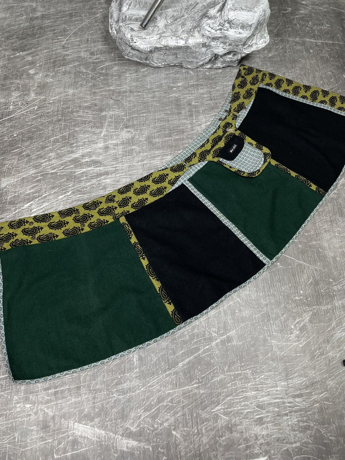 Japanese Brand 2000s Y2K Rivets Tweed Wrap Midi Skirt With Pocket Size 30" / US 8 / IT 44 - 6 Thumbnail