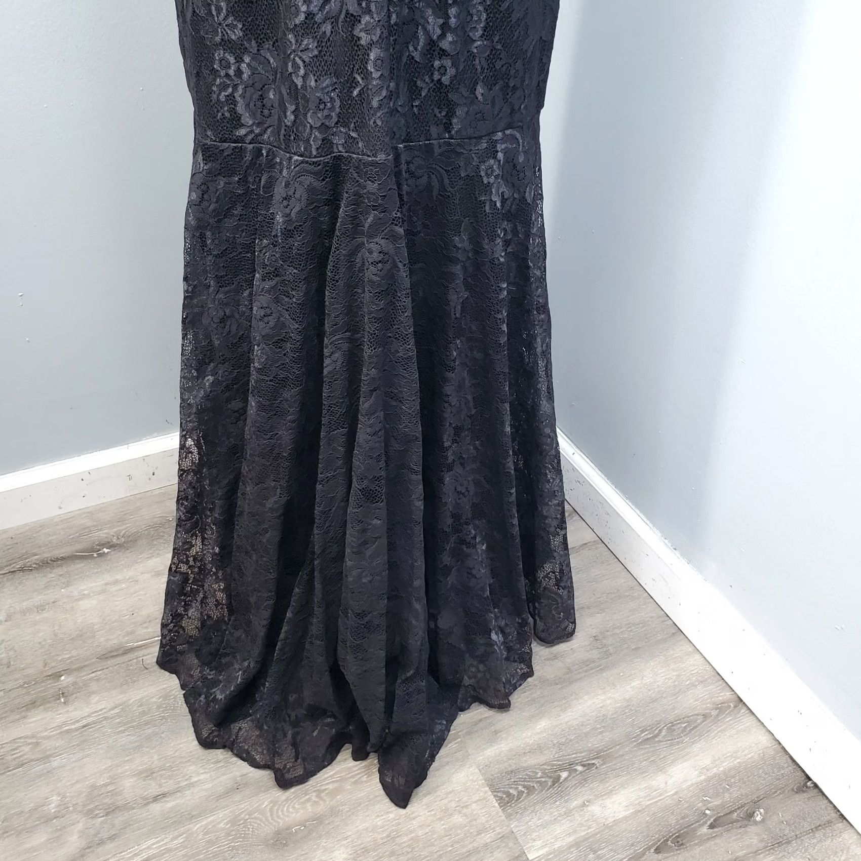 Vintage Starzz Women 12 Black Lace Pintuck Straps Deep V Neck Maxi Dress Size XL / US 12-14 / IT 48-50 - 4 Thumbnail