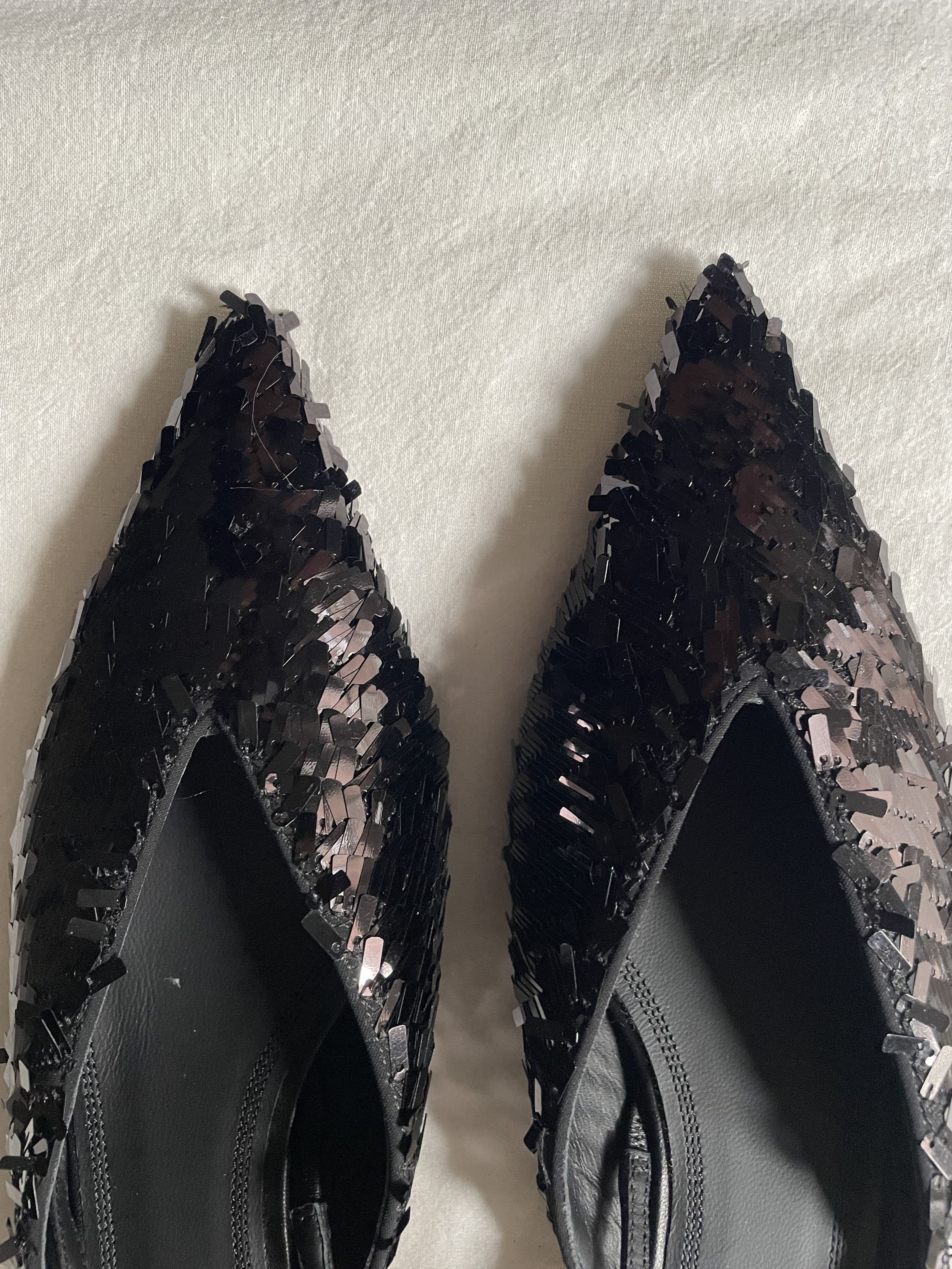 NEOUS Neous Sequin Mules Size US 7 / IT 37 - 2 Thumbnail