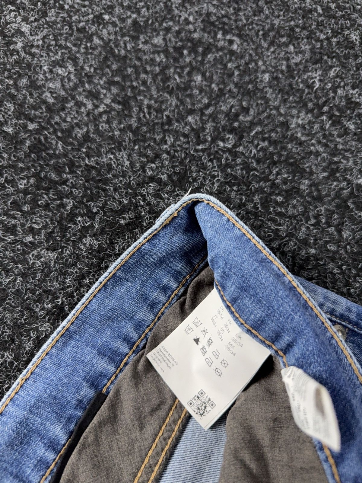 Hugo Boss Luxury Hugo Boss Distressed Punk Rock Light Wash Y2K Jeans Size US 36 / EU 52 - 11 Thumbnail