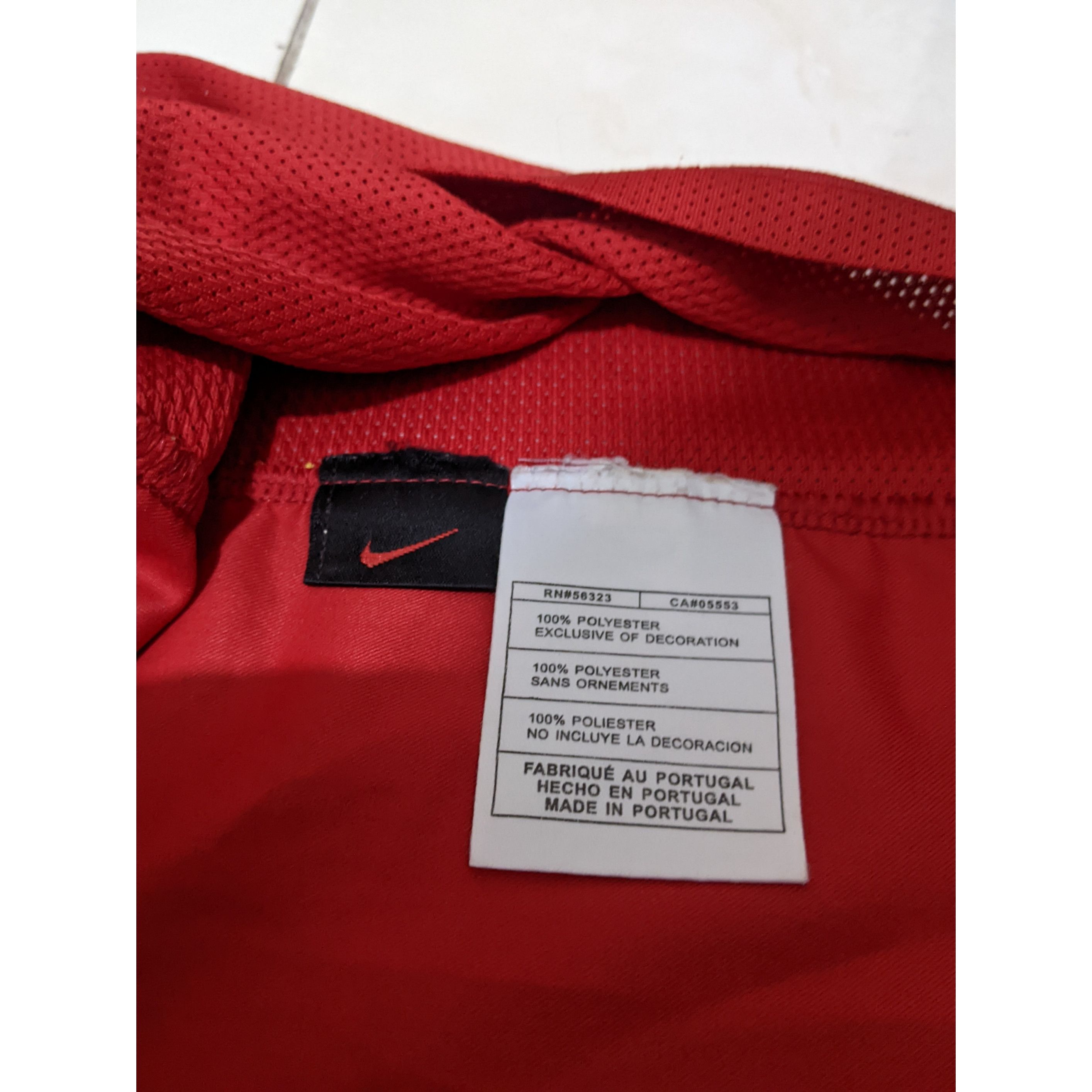 Nike Jersey Portugal euro 2004 home Luis figo football shirt Size US L / EU 52-54 / 3 - 5 Thumbnail