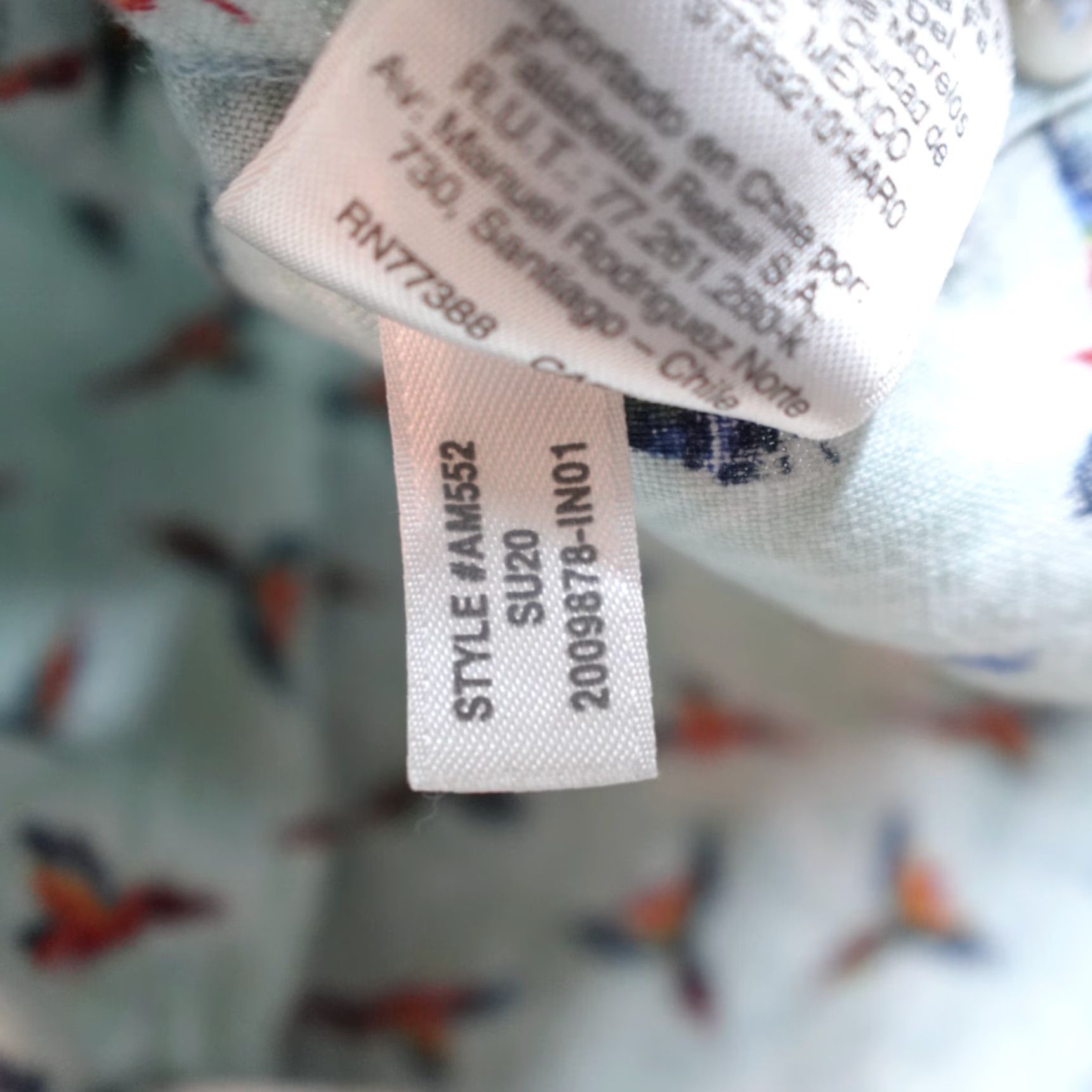 J.Crew J.Crew Shirt Large Blue Linen All Over Parrots Slim Button-Up Short Sleeve Mens 100% Linen Blue Geometric Pattern Regular Size L Size US L / EU 52-54 / 3 - 7 Thumbnail