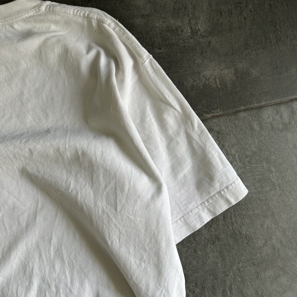 Uniqlo Vintage Future Laboratories & Uniqlo T-shirts Trashed Japan Size US M / EU 48-50 / 2 - 13 Thumbnail