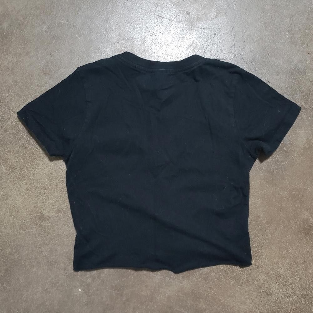 Designer Black | BETA STATE | Cropped Vneck Short Sleeve Size S / US 4 / IT 40 - 2 Thumbnail