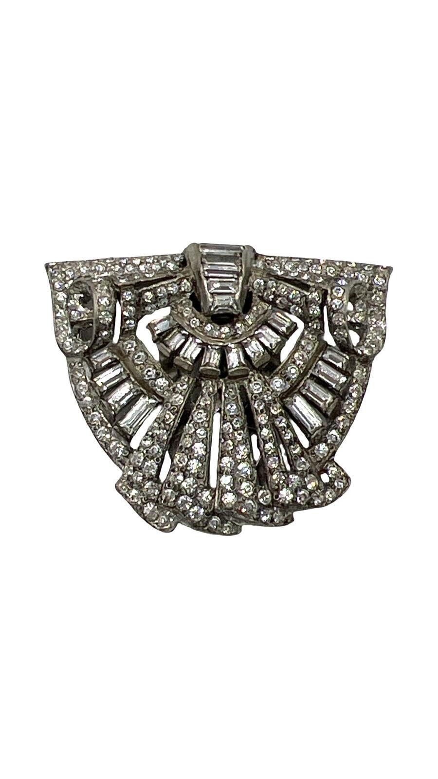 Other Antique Silvertone Rhinestone Art Deco Fur/Dress Clip Size ONE SIZE - 1 Thumbnail