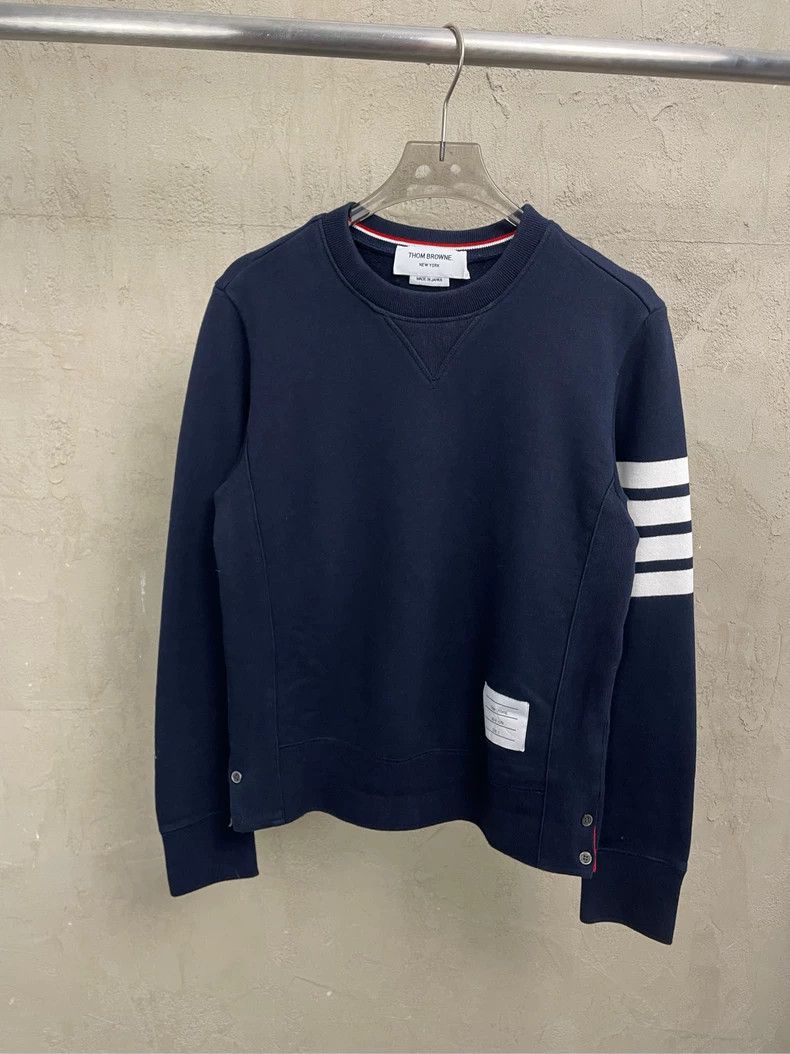 Thom Browne Thom browne Dark blue four-striped round-neck sweatshirt 25 Size US XS / EU 42 / 0 - 1 Thumbnail