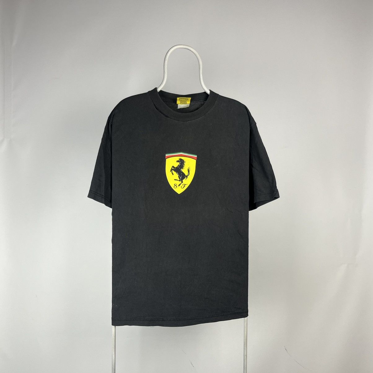 Ferrari Vintage Ferrari tshirt box logo 1995 size XXLarge Size US XXL / EU 58 / 5 - 1 Thumbnail