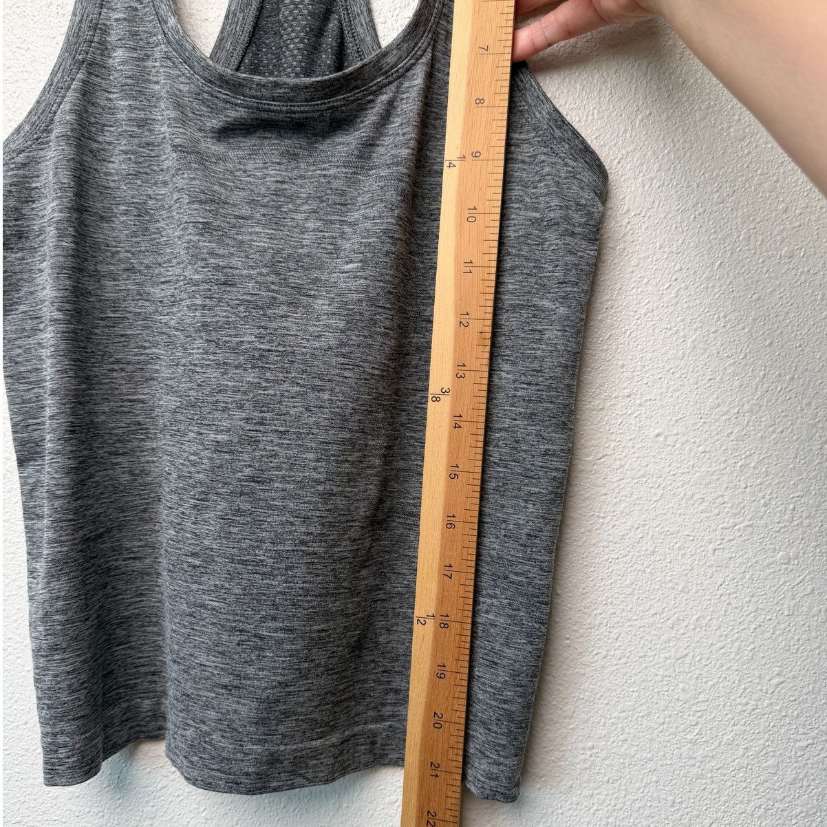Lululemon Lululemon Swiftly Tech Racerback Tank Gray Women 4 Size S / US 4 / IT 40 - 13 Thumbnail