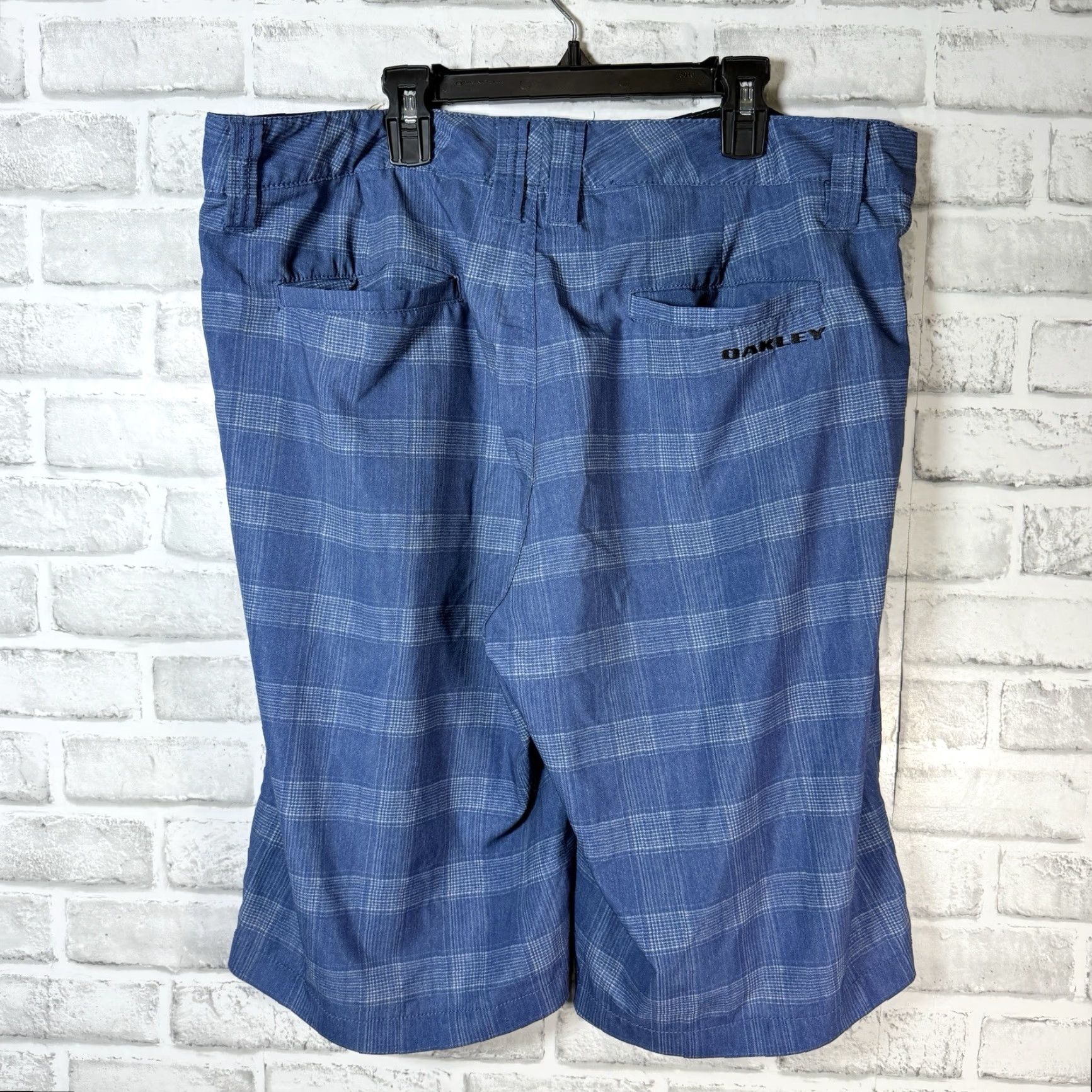 Oakley Oakley Shorts Mens Size 36 Athletic Blue Plaid Chino Golf Regular Fit Size US 36 / EU 52 - 5 Thumbnail