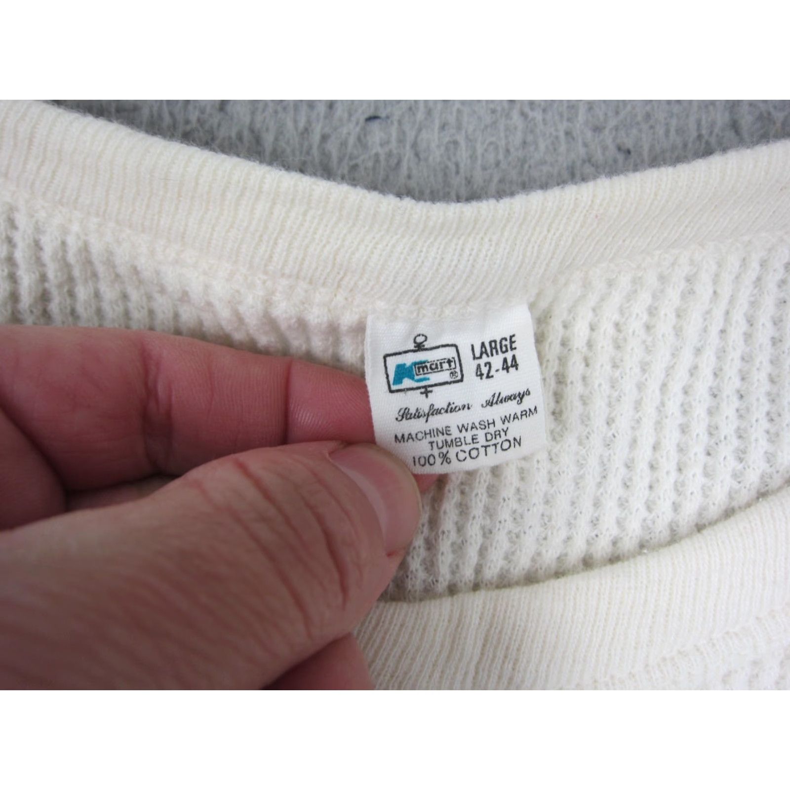 Vintage VINTAGE K-mart Shirt Mens L Creme Thermal Waffle Knit Long Sleeve 90s Ivory Crew Neck 90s Mens L Thermal Shirt Size US L / EU 52-54 / 3 - 5 Thumbnail