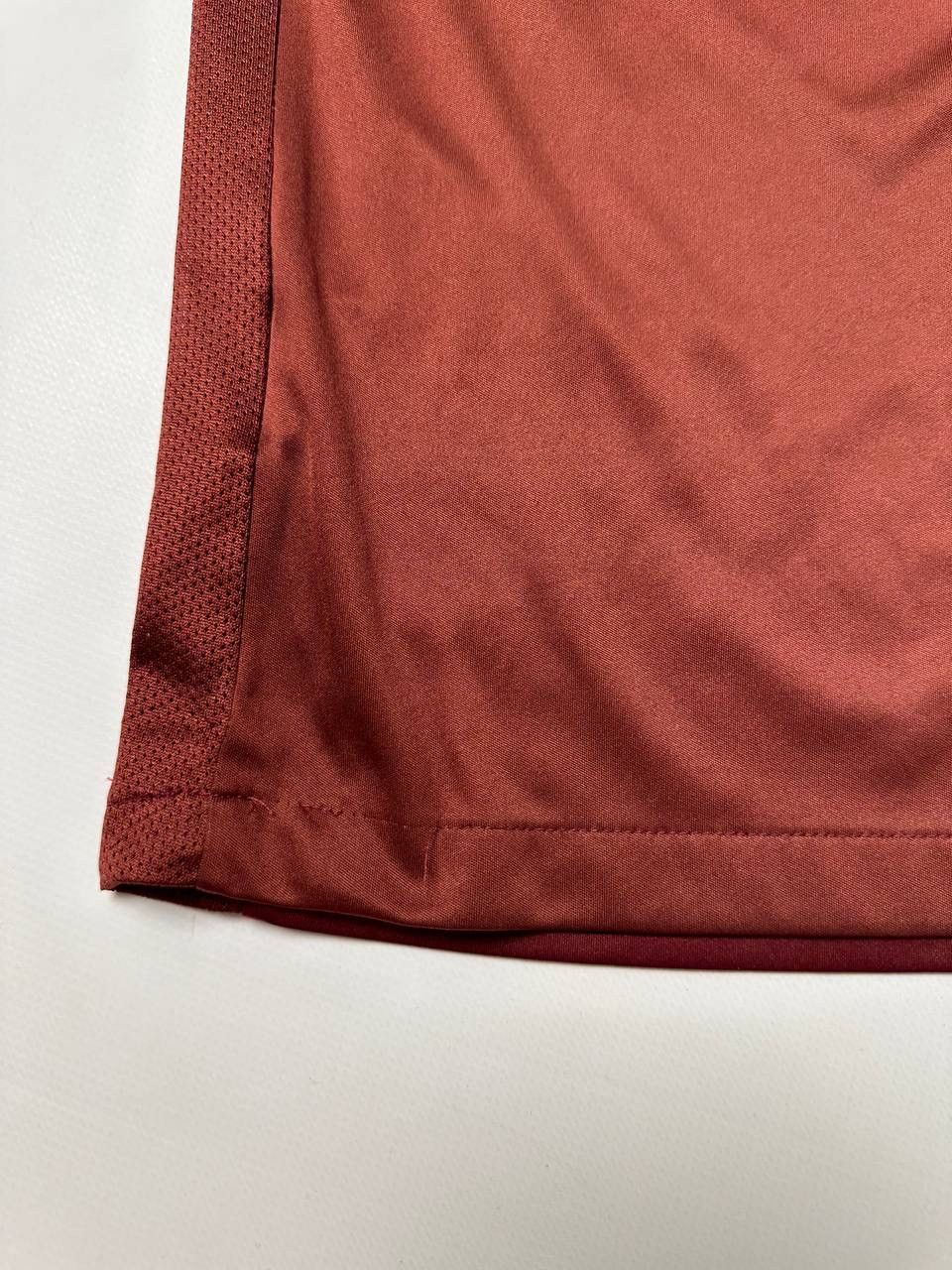 Nike Arsenal 2011-12 Burgundy Nike Training T Shirt Size US S / EU 44-46 / 1 - 9 Thumbnail