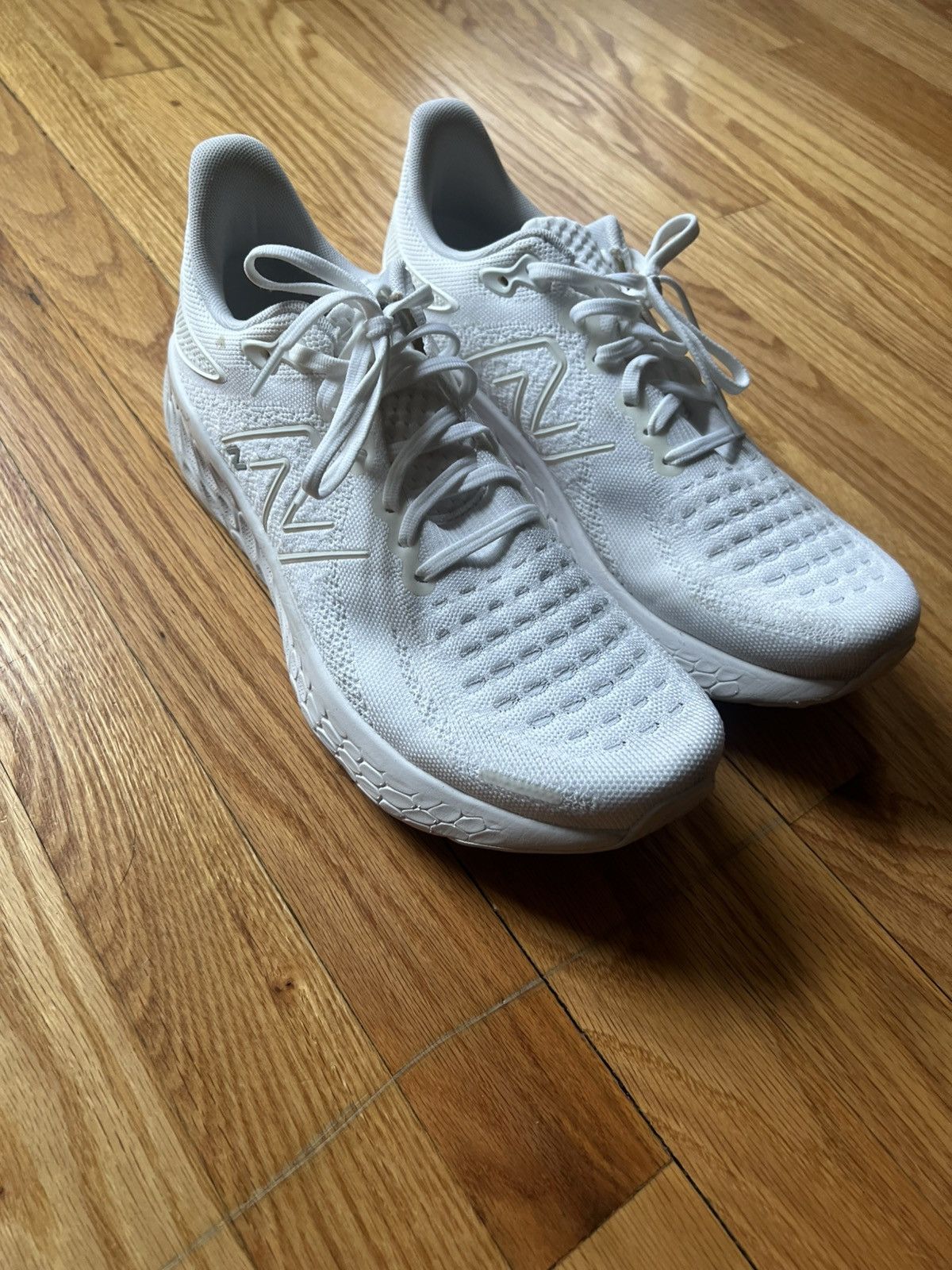 New Balance New balance running shoes Size US 10.5 / EU 43-44 - 2 Thumbnail