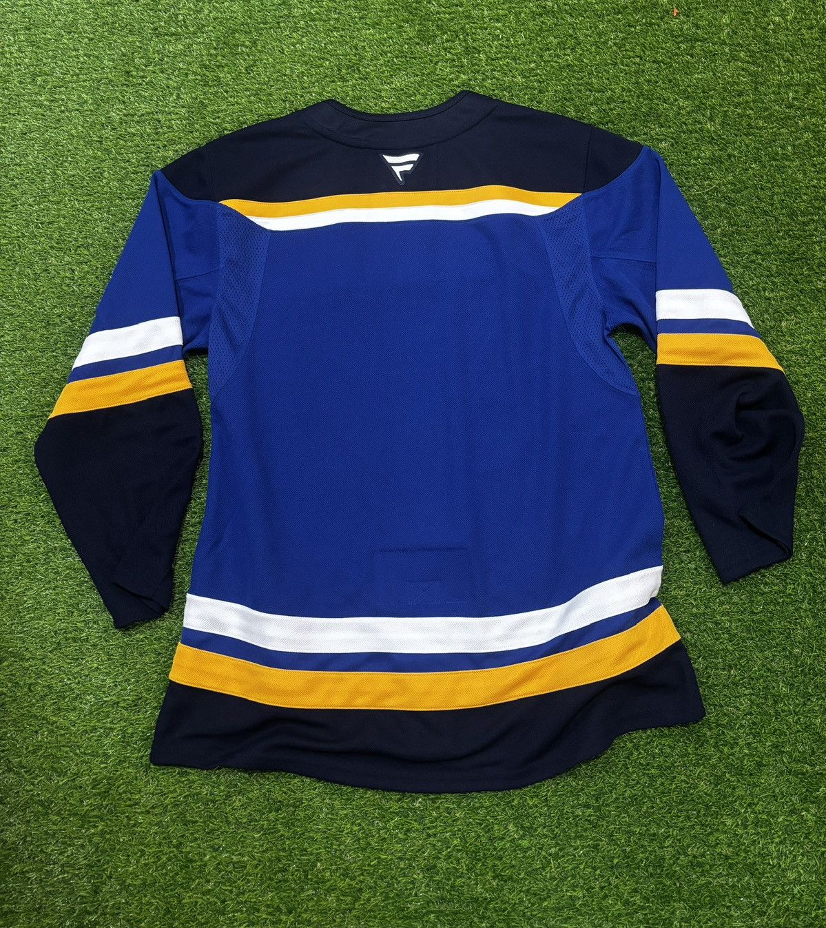 NHL Fanatics NHL St. Louis Blues Alternate Third Jersey Sz 50 Size US M / EU 48-50 / 2 - 5 Thumbnail