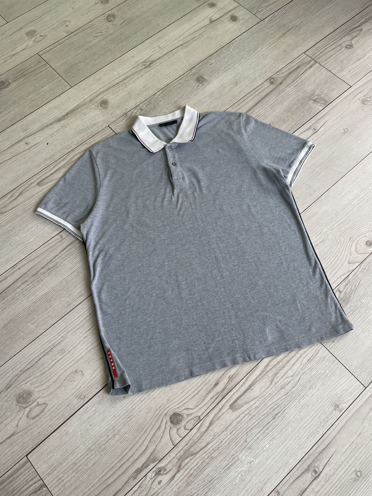 Prada Prada Milano Red Tab Logo Polo Shirt Size US XXL / EU 58 / 5 - 4 Thumbnail