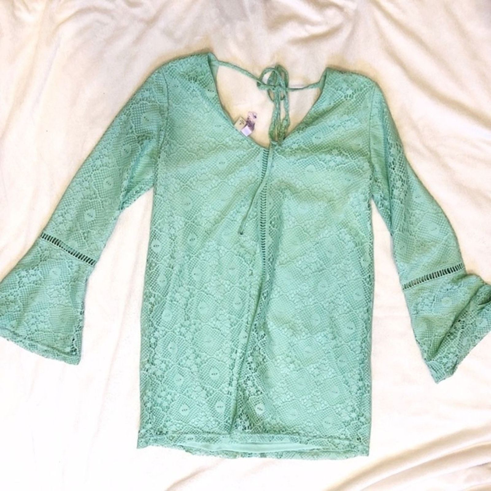 Other Francesca’s Mint Green Floral Bell Sleeve Lace Dress | Sz S Size S / US 4 / IT 40 - 5 Thumbnail