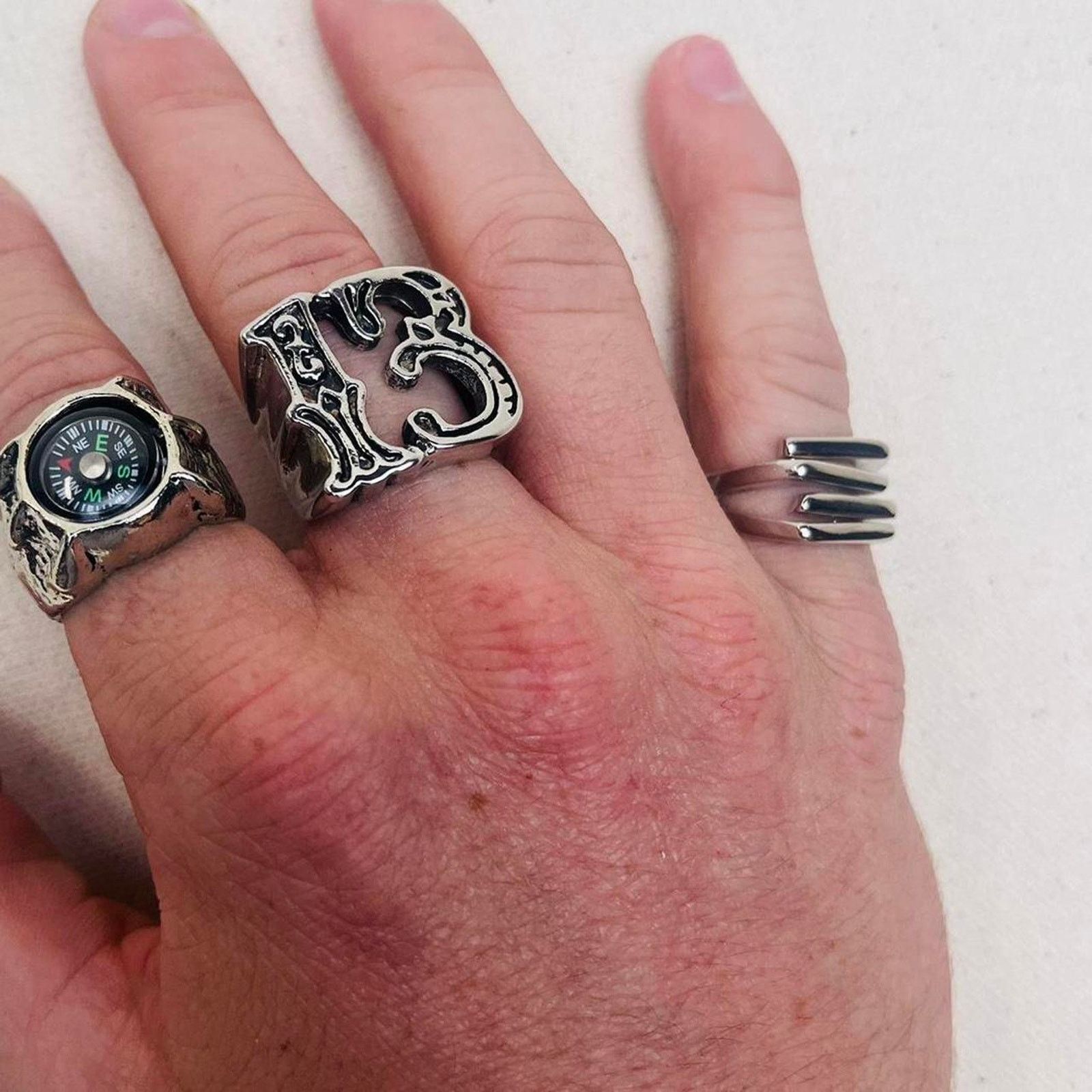 Other Y2k 2000s vintage style modern ring Size ONE SIZE - 5 Thumbnail