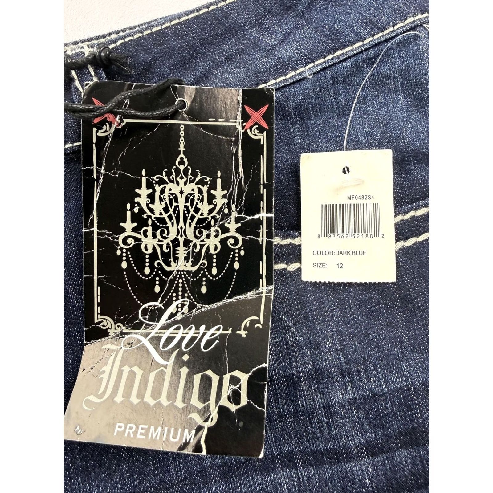 Denime Love Indigo Womens Capri Jeans Mid Rise 12 Blue Embroidered Studded Cuffed Denim Capris Size 34" / US 12 / IT 48 - 4 Thumbnail
